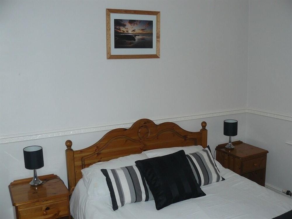 The Shrubbery Hotel Shepton Mallet Buitenkant foto